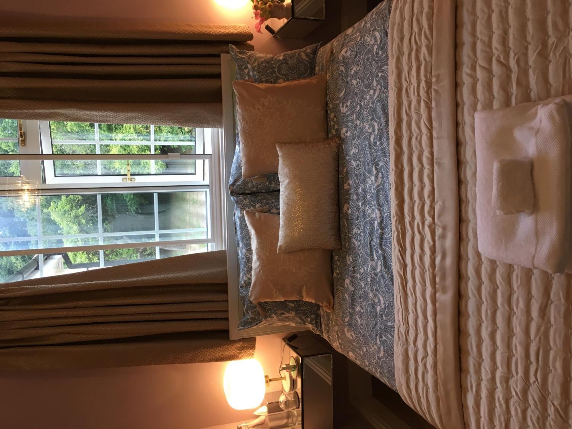 Leafy Suburban Bed And Breakfast ノースウッド エクステリア 写真