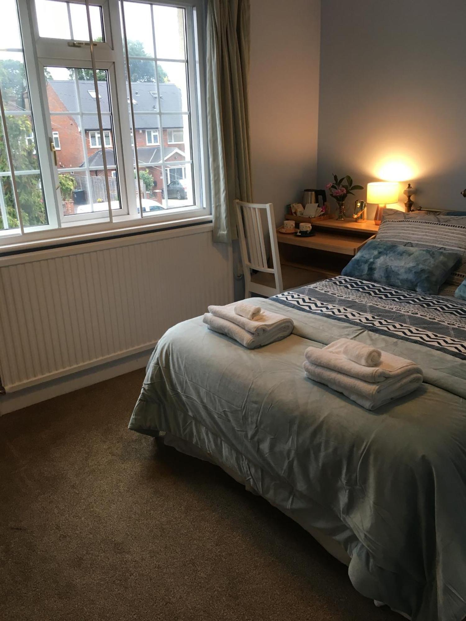 Leafy Suburban Bed And Breakfast ノースウッド エクステリア 写真