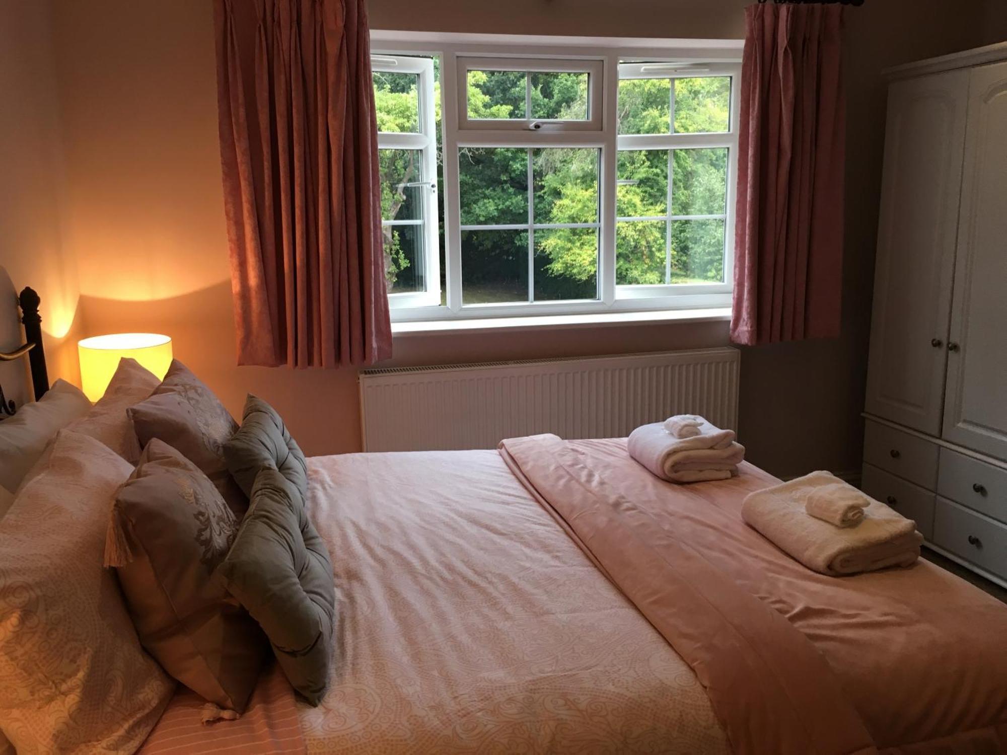 Leafy Suburban Bed And Breakfast ノースウッド エクステリア 写真
